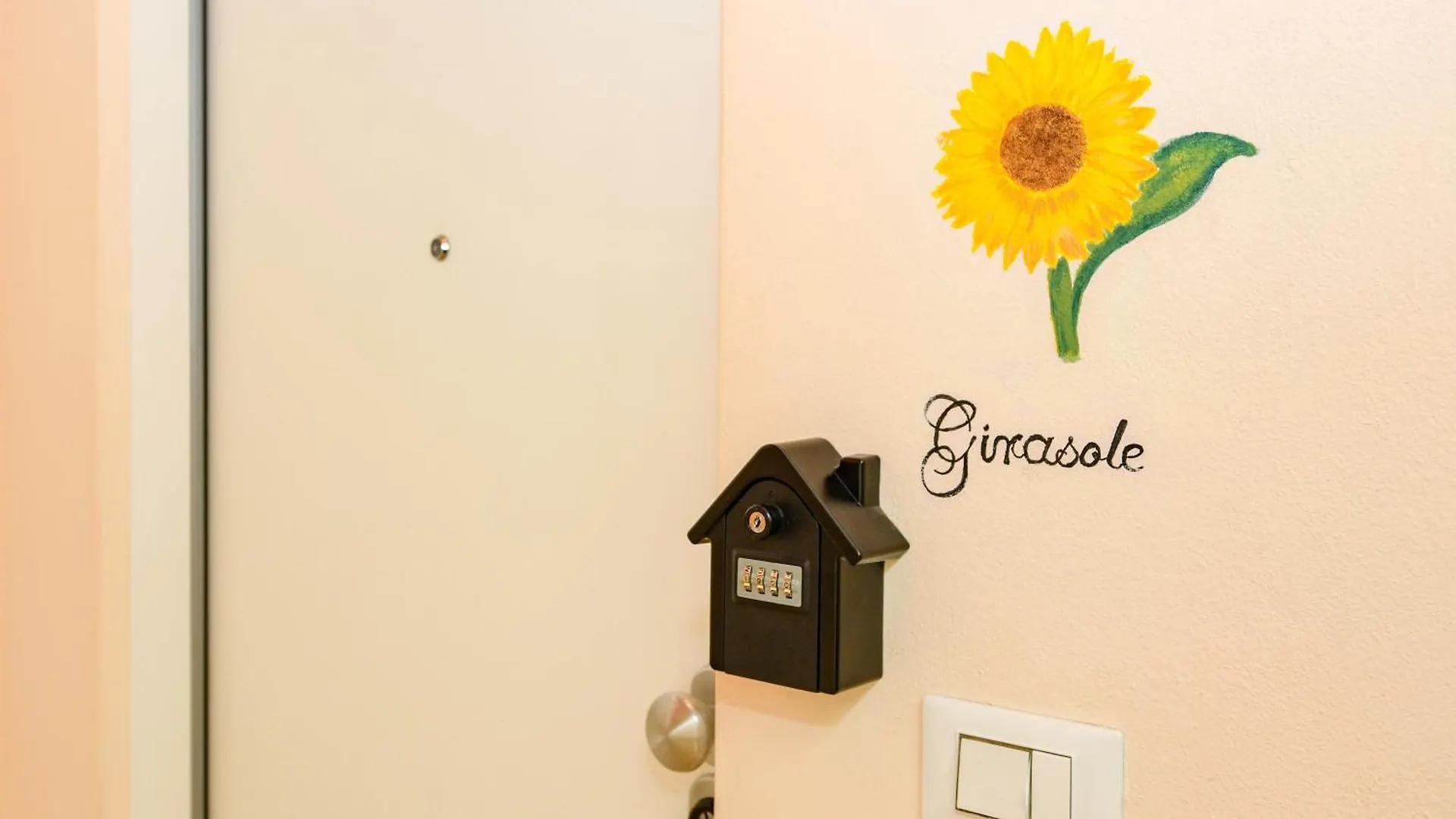 Flowers Apartments Desenzano del Garda Lägenhetshotell