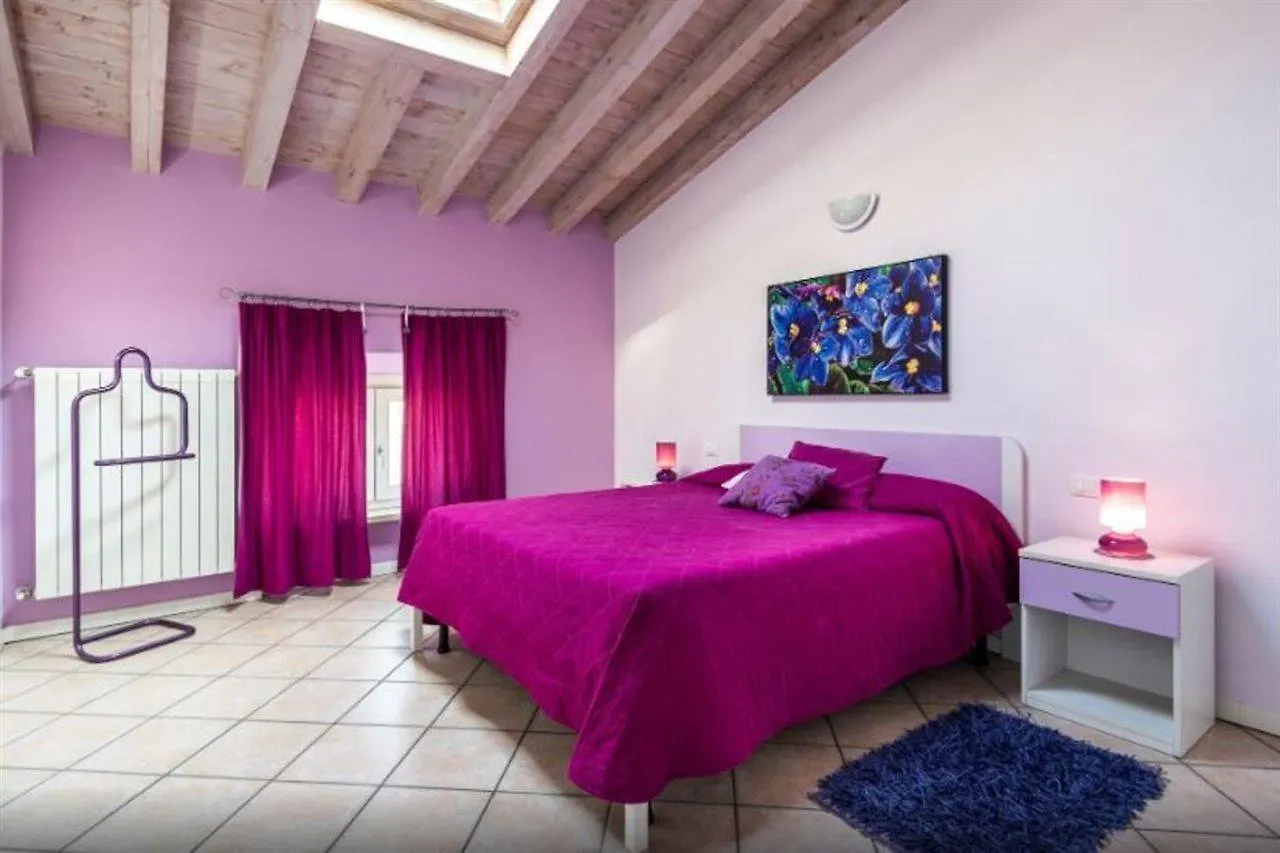 Flowers Apartments Desenzano del Garda Aparthotel