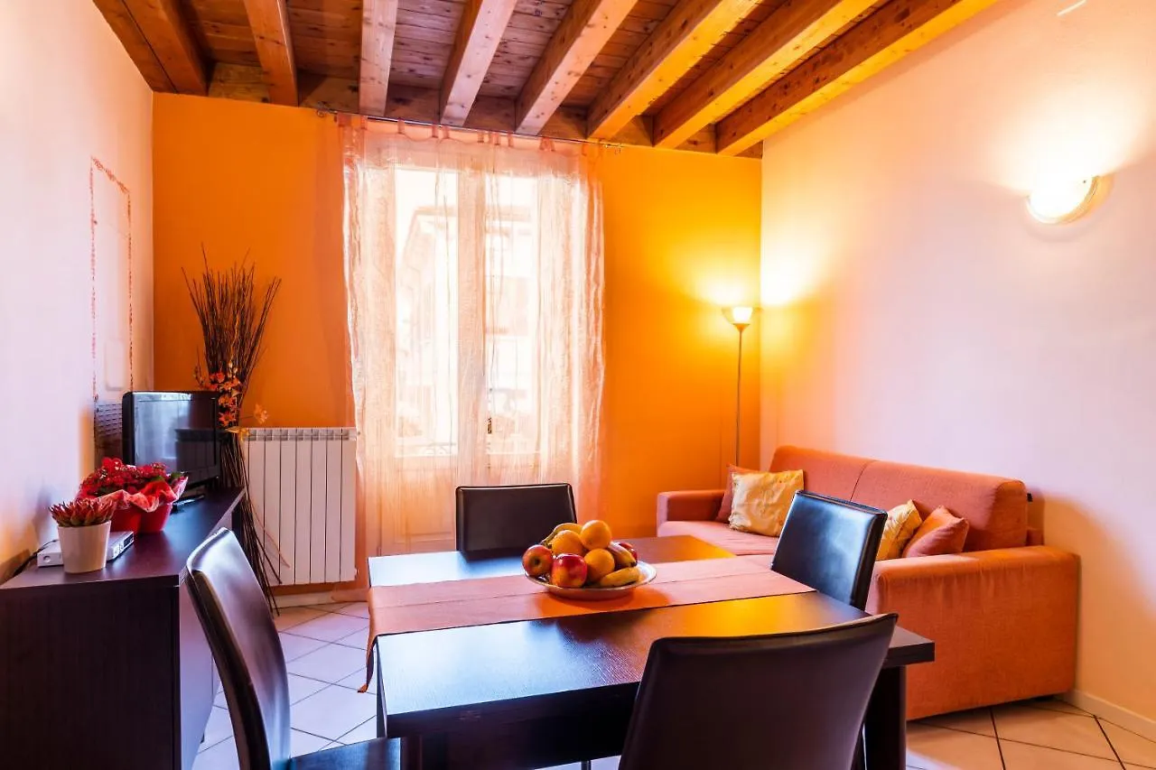 **** Aparthotel Flowers Apartments Desenzano del Garda Italy