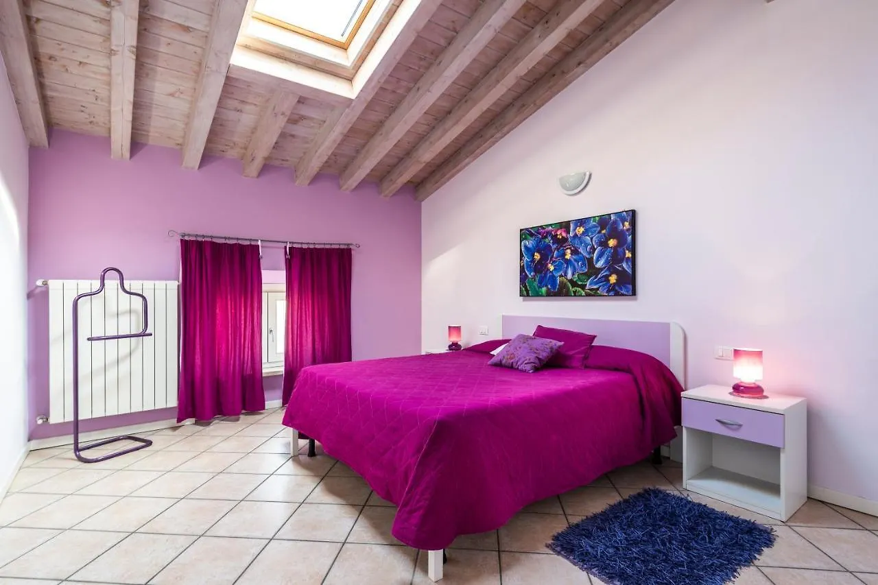 Flowers Apartments Desenzano del Garda Aparthotel